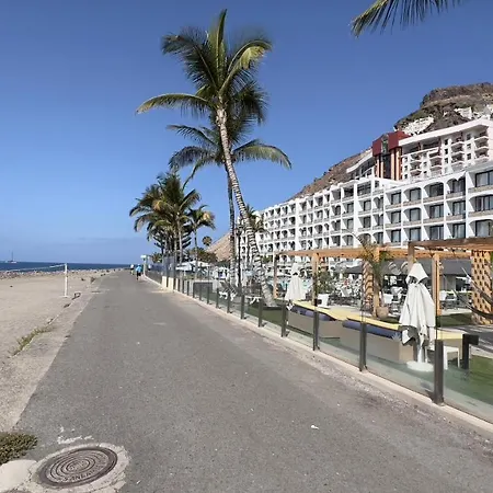 Seafront Apartment Playa Del Cura (Gran Canaria)