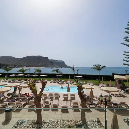 Apartment Seafront